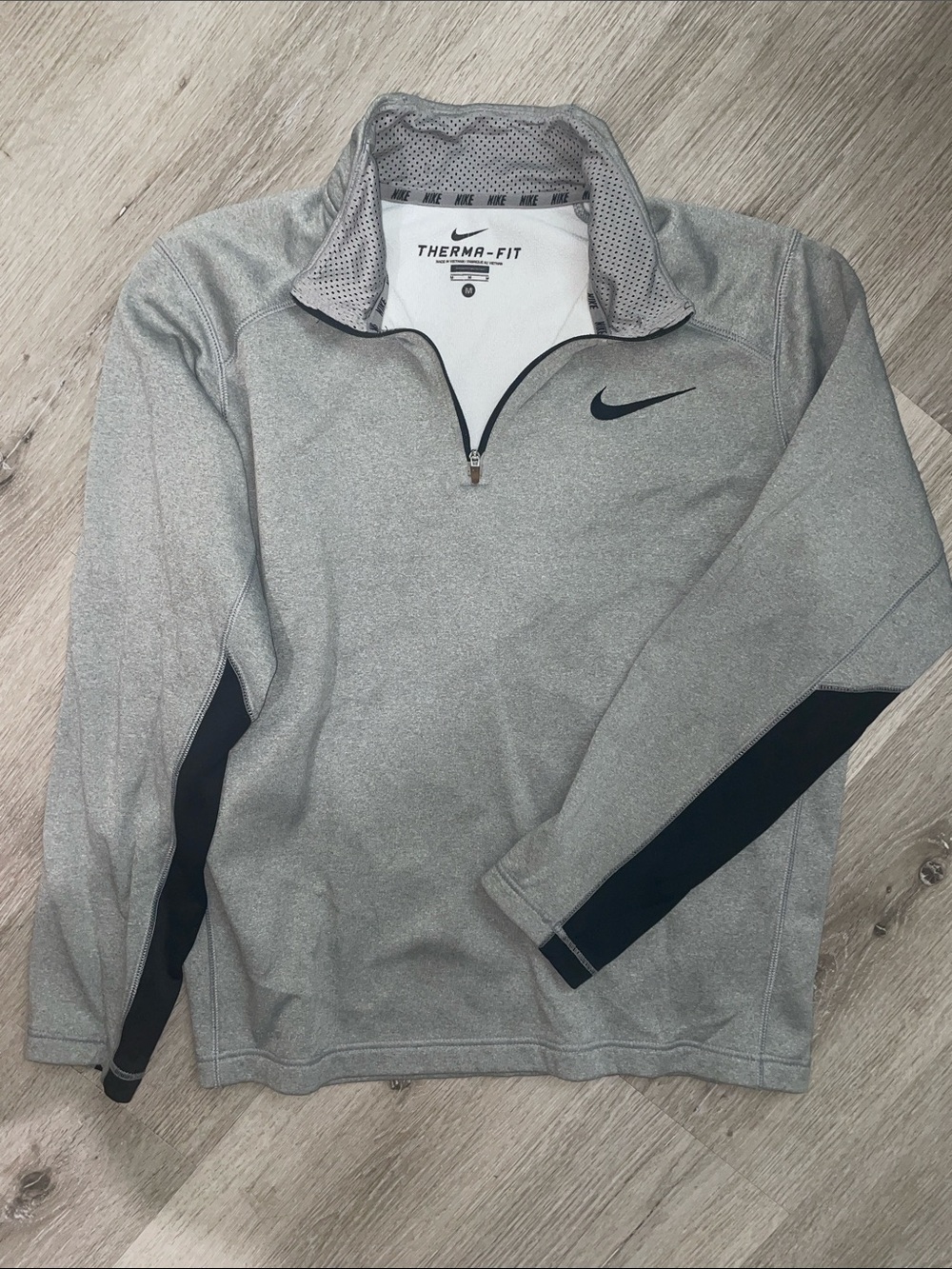 Nike Gray and Black Therma-FIT Quarter-Zip Performance Jacket | Men’s Size M